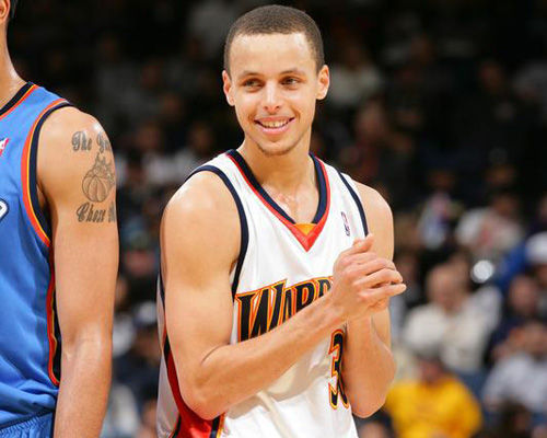 意媒：卡洛斯-奥古斯托接近与国米续约至2030年，年薪300万欧（意媒：卡洛斯-奥古斯托将与国米续约至2030，年薪300万欧）