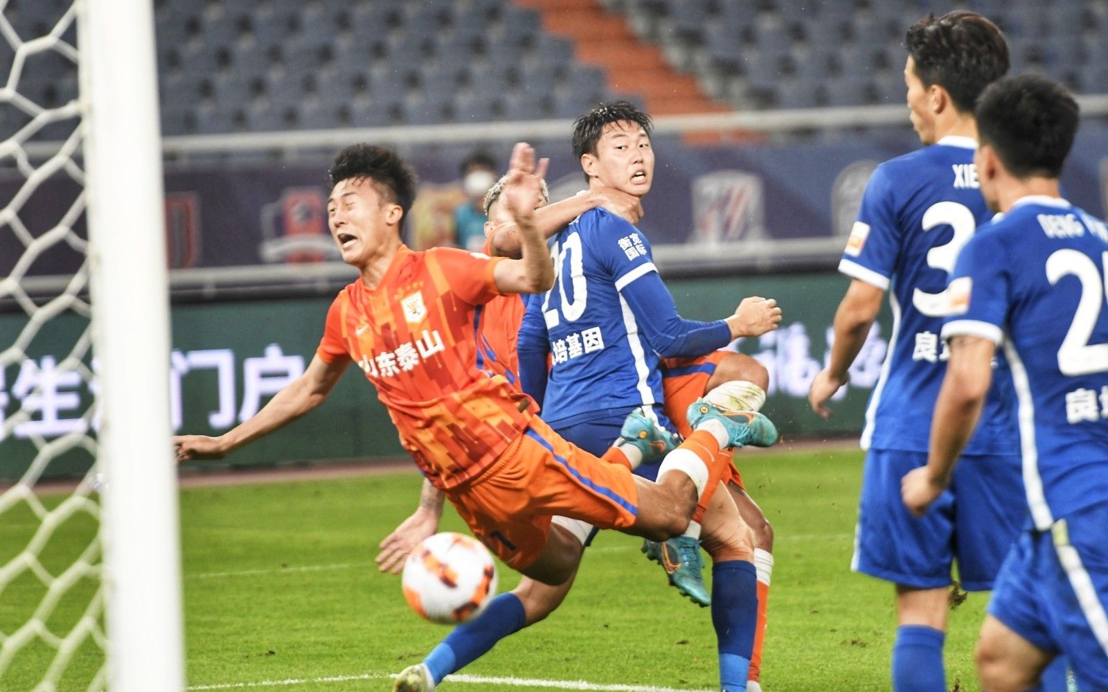 状态不佳！高诗岩赛季前两战合计只得到9分（高诗岩开季低迷，前两场合计仅9分）