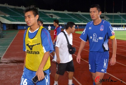 米体：霍伊伦像卡瓦尼或早期伊瓜因，对球队进攻端是锦上添花（米体：霍伊伦风格近似卡瓦尼与早期伊瓜因，为球队锋线如虎添翼）