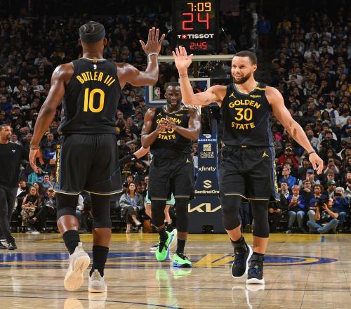 巴萨和毕包晚入场，世体：若再犯西足协将罚款两队并禁赛主帅（世体：巴萨与毕包入场迟到，若再犯西足协将对两队罚款并禁赛主帅）