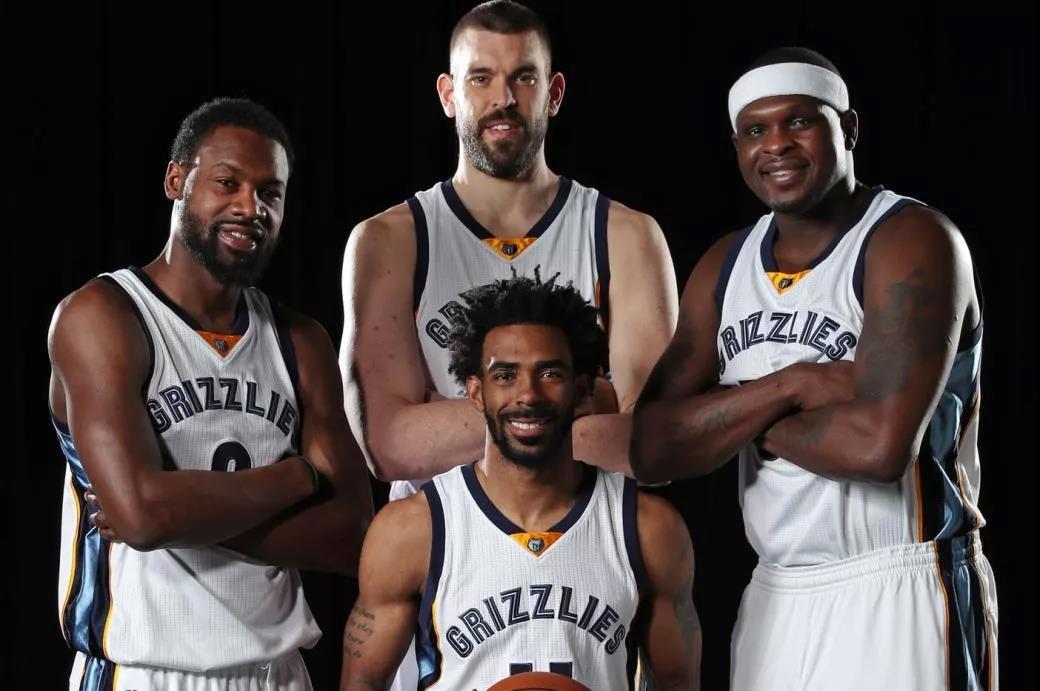 巴萨旧将：足球世界没人能达到梅西的高度，他让我们变得更好（巴萨旧将：足坛无人能与梅西比肩，他让我们更出色）