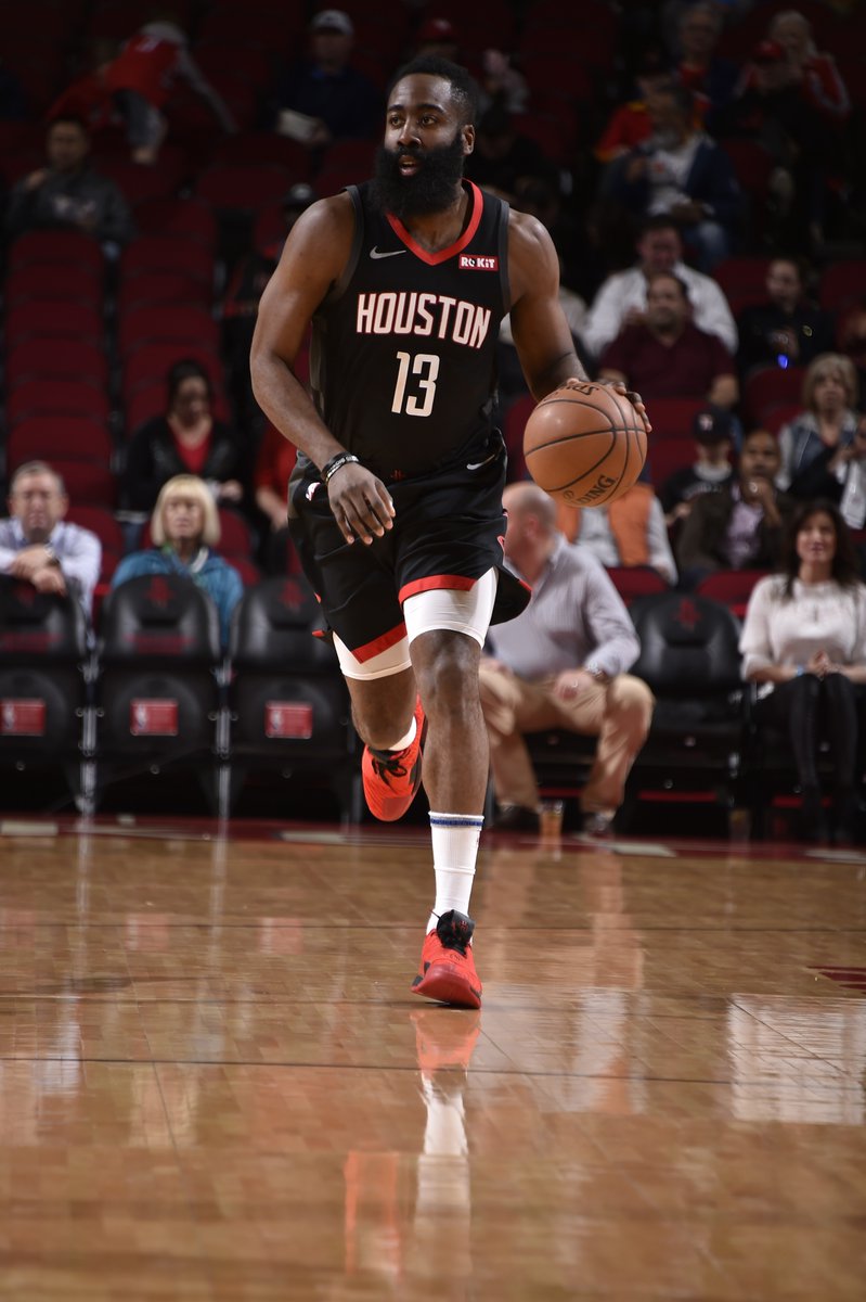 射正率暴跌+机会锐减！TA解析：萨拉赫进攻数据显著下滑（TA解读：萨拉赫进攻表现显著下滑——射门准星跳水、机会产出骤减）