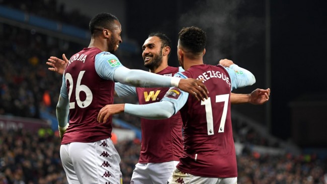 欧冠淘汰赛前瞻：巴萨对阵曼联,（巴萨迎战曼联：欧冠淘汰赛前瞻）