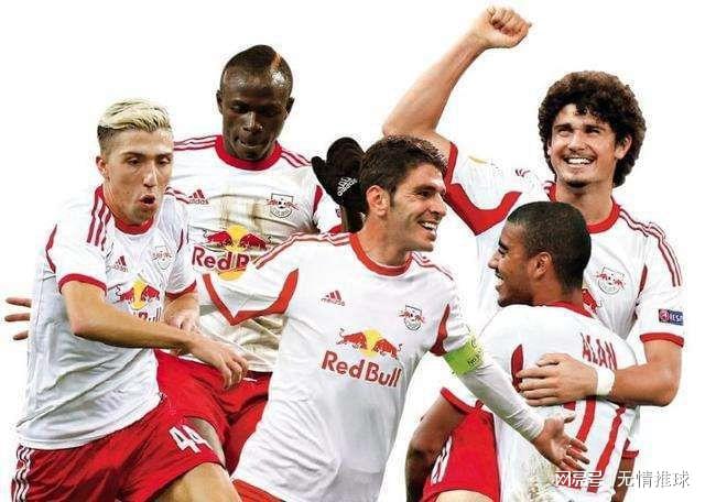 亚沙里稳健复出，80次传球仅失误6次，并送出一次全场最佳进攻机会的长传（亚沙里复出稳如旧：80次传球仅6次失误，一脚长传创造全场最佳良机）