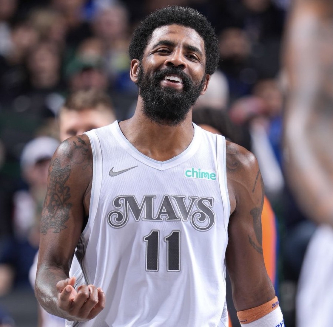 费拉拉：现在的那不勒斯领先于尤文，谈论尤文争冠毫无意义（费拉拉：那不勒斯领跑，讨论尤文争冠没有必要）