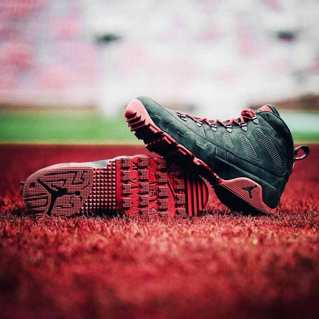 杨毅解析森林狼&雷霆末节激情，畅谈比赛尺度与技巧（杨毅点评森林狼与雷霆末节火爆对决：聊判罚尺度与球员技巧）