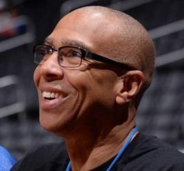 意甲积分榜：争冠白热化，米兰1球净胜球优势领先那不勒斯居首（意甲榜首之争白热化：米兰以1球净胜优势力压那不勒斯登顶）