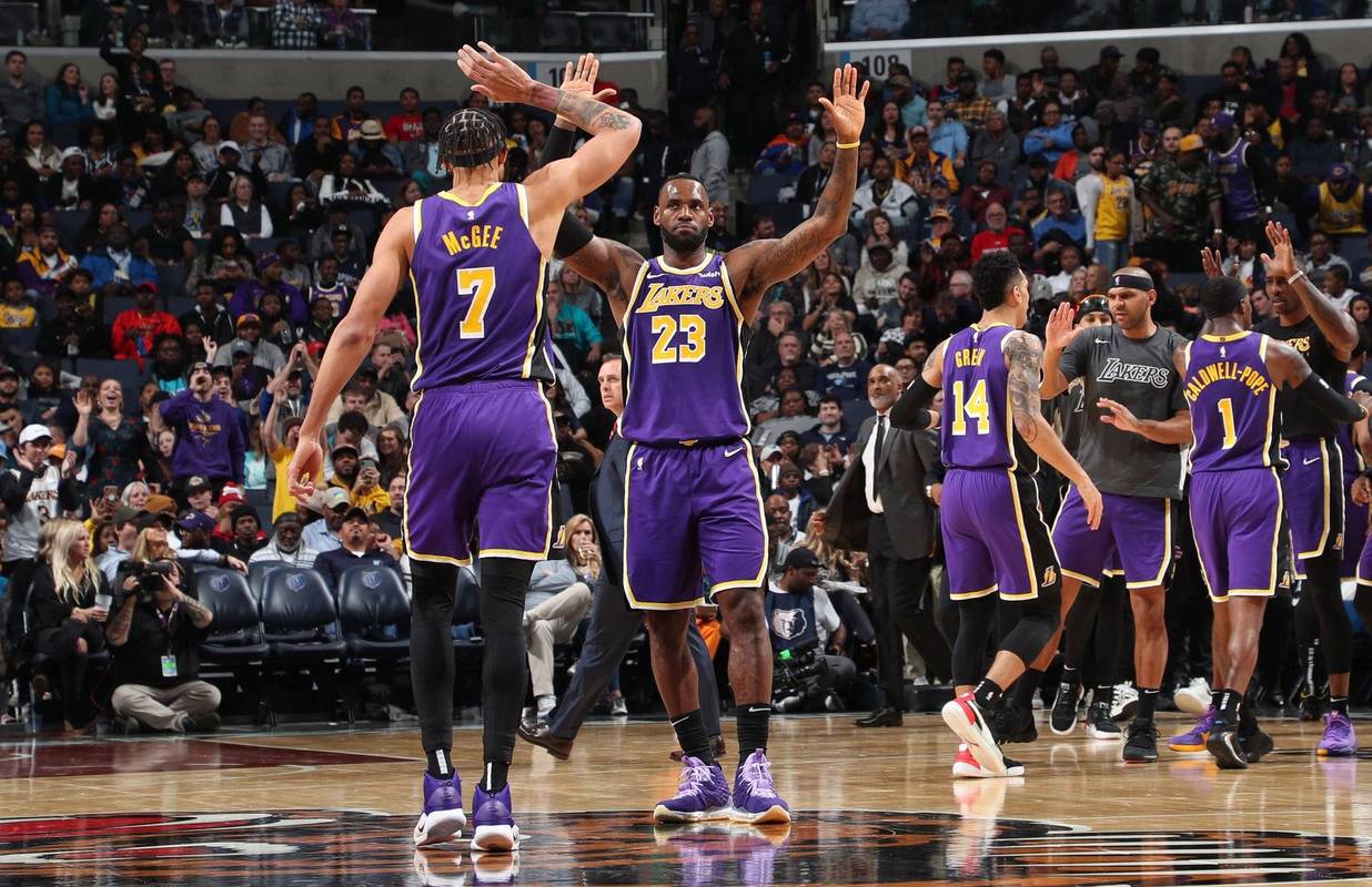 NBA球员合同更新及薪资排名（NBA球员最新合同与薪资榜单）