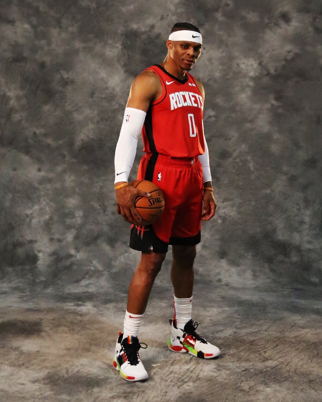 果然！利兹联主场3-1爆冷击败切尔西，利物浦范戴克和萨拉赫下滑（爆冷！利兹联主场3-1击退切尔西，利物浦范戴克与萨拉赫状态下滑）