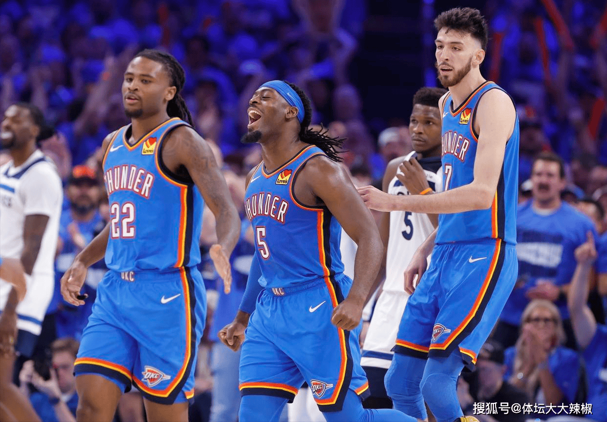 赵宇豪：这赛季起起伏伏很不容易，希望我们能够把握好明年（赵宇豪：赛季起伏艰难，希望球队明年把握住机会）