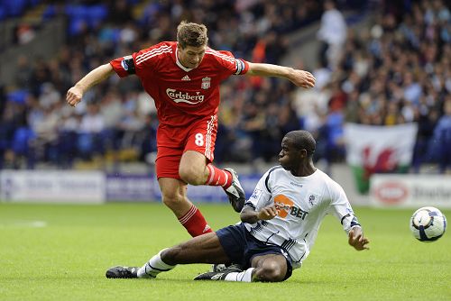 2025／26赛季英超：不败神话终结，埃迪豪终结了执教生涯对阵瓜迪奥拉18场不胜的尴尬纪录（2025／26英超赛季：不败金身告破，埃迪·豪打破对瓜迪奥拉18场不胜魔咒）