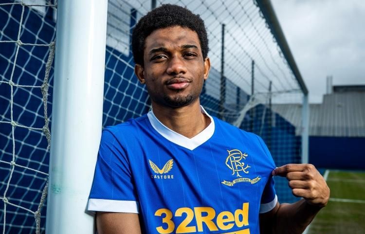 首节高效表现，杰伦·布朗开启强势模式（首节火力全开，杰伦·布朗强势开局）