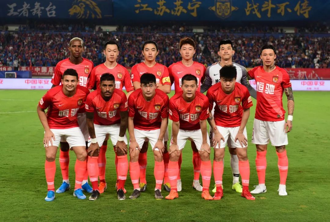 梅西：我在巴萨踢了一辈子球，却没能以我想象的方式告别（梅西：在巴萨效力一生，却未能以理想方式告别）