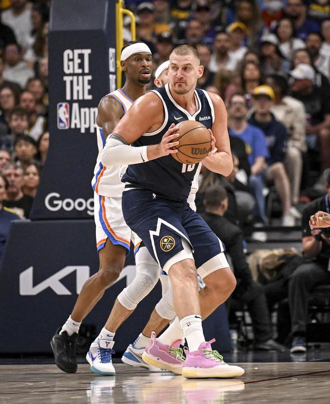 阿不都沙拉木替补表现：短暂出场仅得2分4篮板（阿不都沙拉木替补出战：短时上阵拿下2分4篮板）