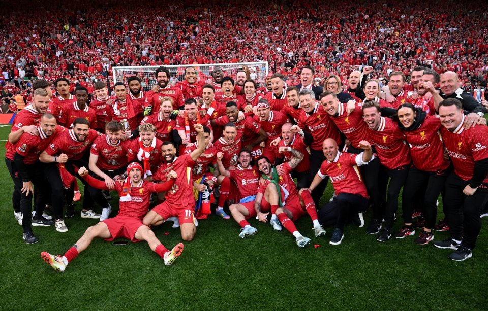 意甲官方：科莫主帅小法挑衅对手，停赛1场并罚款5000欧（意甲官方处罚：科莫主帅小法因挑衅对手被禁赛一场并罚款5000欧元）